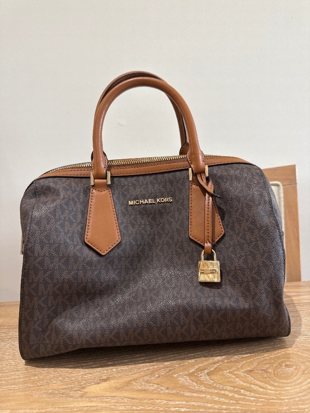 Michael Kors tote